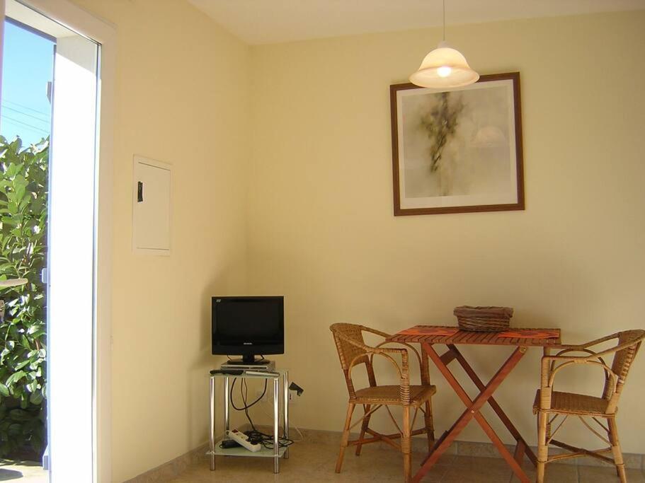 Gite Le Trefle Studioescos Exterior photo